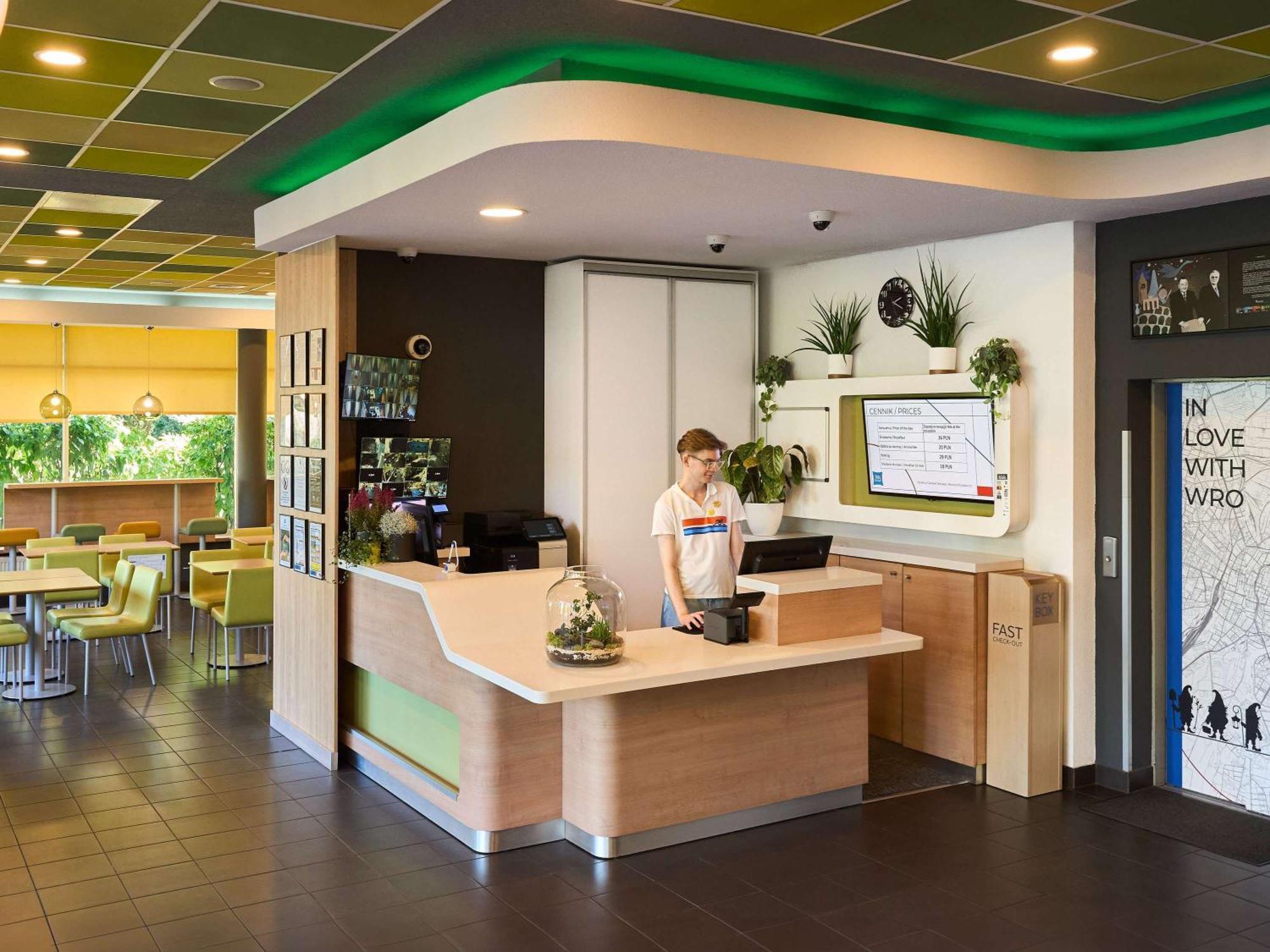 Ibis Budget Wroclaw Poludnie 외부 사진